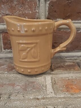 Sorrenti Wheat Creamer by Signature Housewares